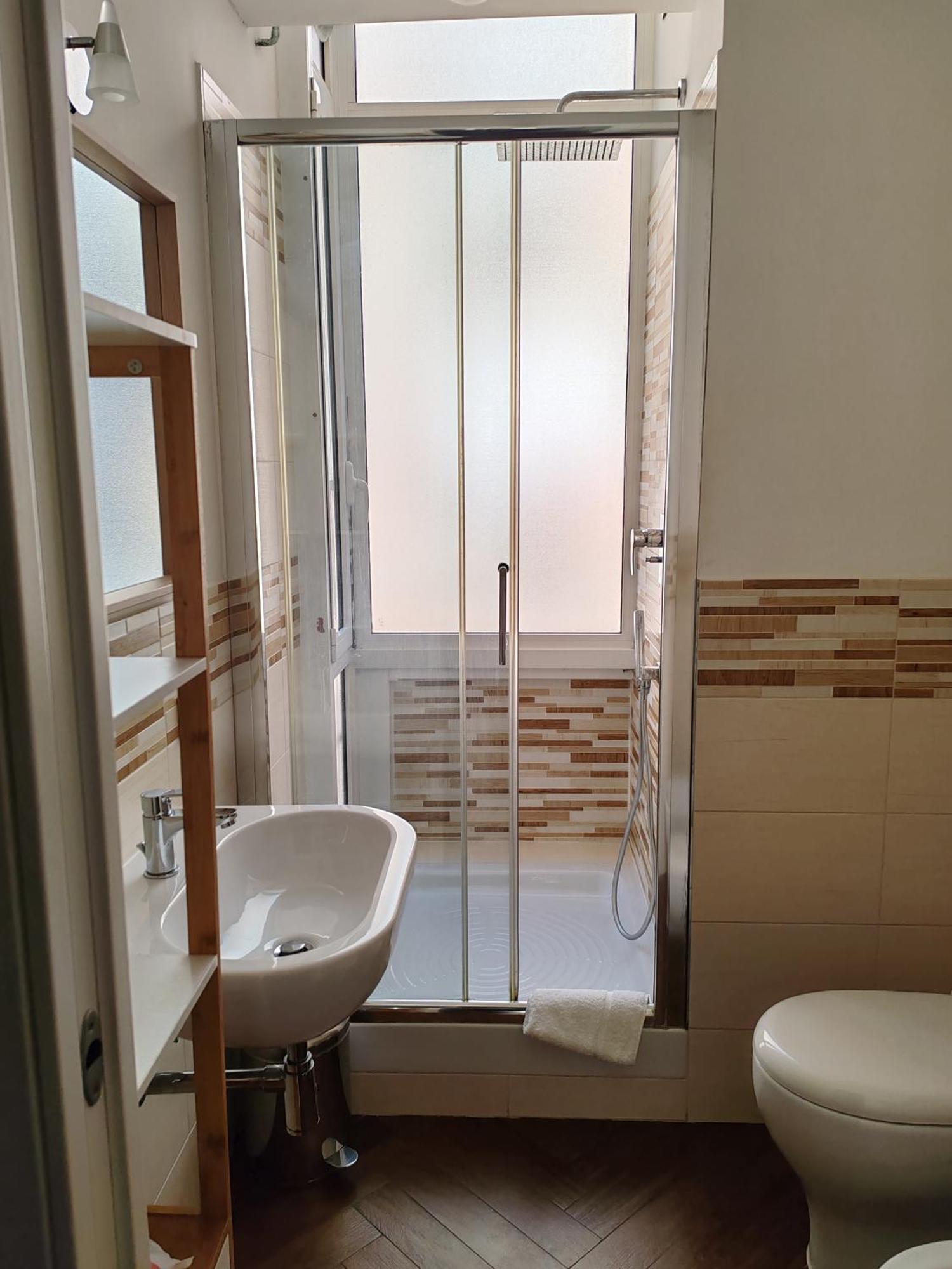Appiano Fs Wifi Netflix Sky 2 Stops From San Pietro Holiday home Rome